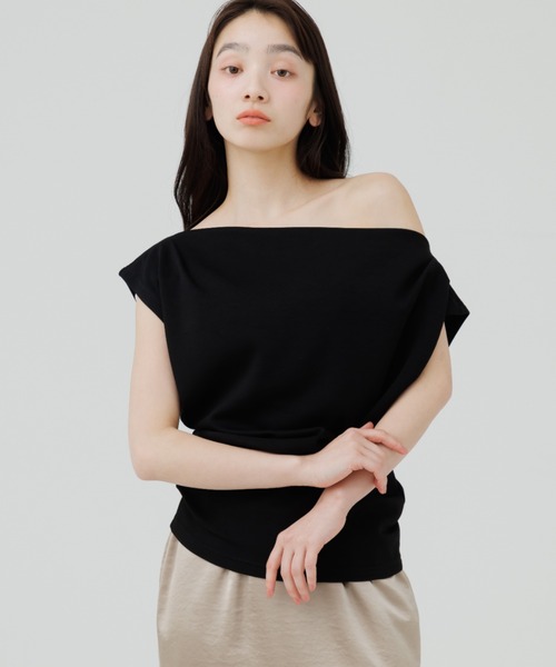 SENEE(セニー)の「3way drape t-shirt(3ウェイドレープティーシャツ)(Tシャツ/カットソー・レディース・ホワイト/グレー/ブラック・FREE)」の7枚目の写真