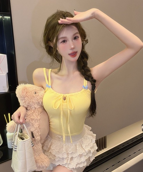 VIBGYOR(ヴィブジョー)の「【EIZZ/アイズ】カップ付き ダブルストラップ ミニリボン キャミソール(キャミソール・レディース・イエロー/ホワイト・FREE)」の3枚目の写真