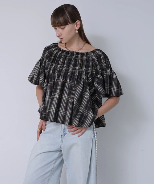 CADUNE(カデュネ)の「シャーリングオフショルチェックブラウス(シャツ/ブラウス・レディース・ホワイト/カーキ・38)」の18枚目の写真