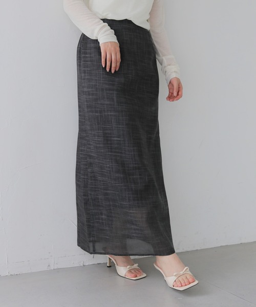 cheriella(シェリエラ)の「【cheriella】スラブシアーナロースカート SLUB SHEER NARROW SKIRT(スカート・レディース・アイボリー/チャコールグレー・FREE)」の1枚目の写真