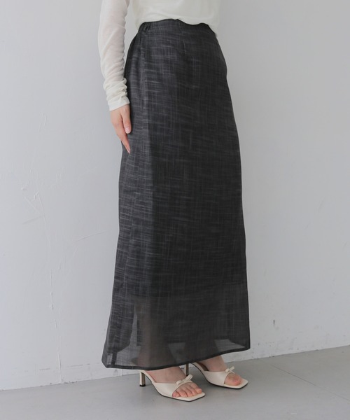 cheriella(シェリエラ)の「【cheriella】スラブシアーナロースカート SLUB SHEER NARROW SKIRT(スカート・レディース・アイボリー/チャコールグレー・FREE)」の10枚目の写真