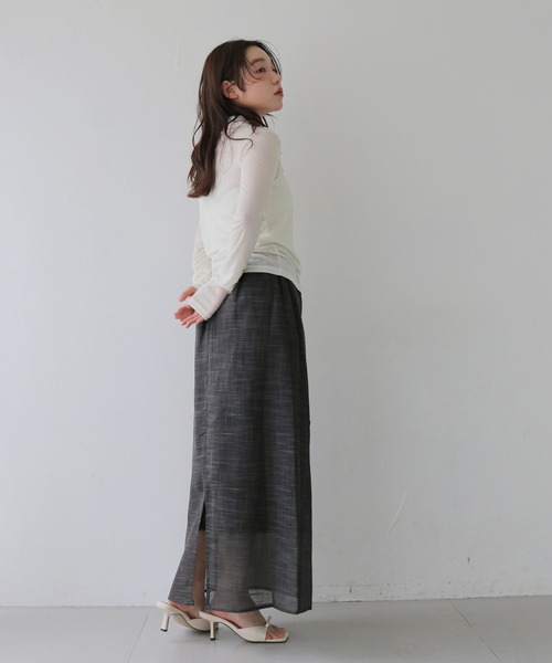 cheriella(シェリエラ)の「【cheriella】スラブシアーナロースカート SLUB SHEER NARROW SKIRT(スカート・レディース・アイボリー/チャコールグレー・FREE)」の18枚目の写真