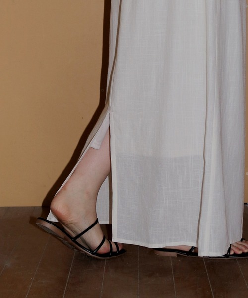 cheriella(シェリエラ)の「【cheriella】スラブシアーナロースカート SLUB SHEER NARROW SKIRT(スカート・レディース・アイボリー/チャコールグレー・FREE)」の21枚目の写真