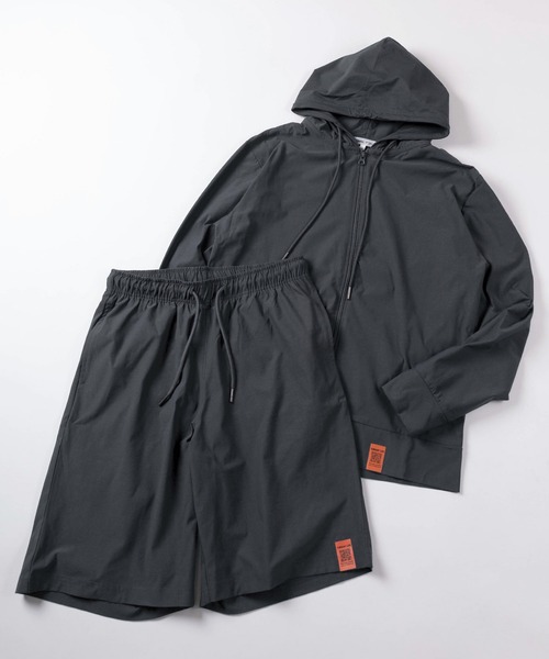 make a ray!(メイク ア レイ!)の「【83】COOL&DRY ストレッチ マルチファンクション ジップパーカー/速乾/接触冷感/UVカット/ユニセックス/レディース/メンズ【セットアップ可能】(パーカー・メンズ・チャコールグレー/ネイビー/オリーブ/ブラック・L/XL/M)」の13枚目の写真