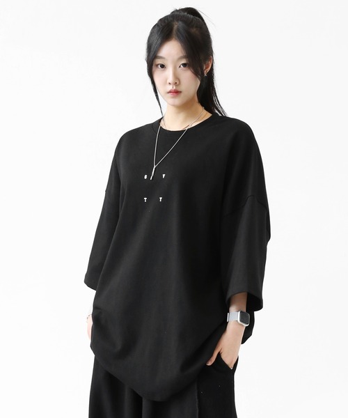 minsobi(ミンソビ)の「【バックブラシアート】 Xグラフィック スクエアフレーム スーパービッグTシャツ(ユニセックス)(Tシャツ/カットソー・メンズ・ブラック/ホワイト・FREE)」の9枚目の写真