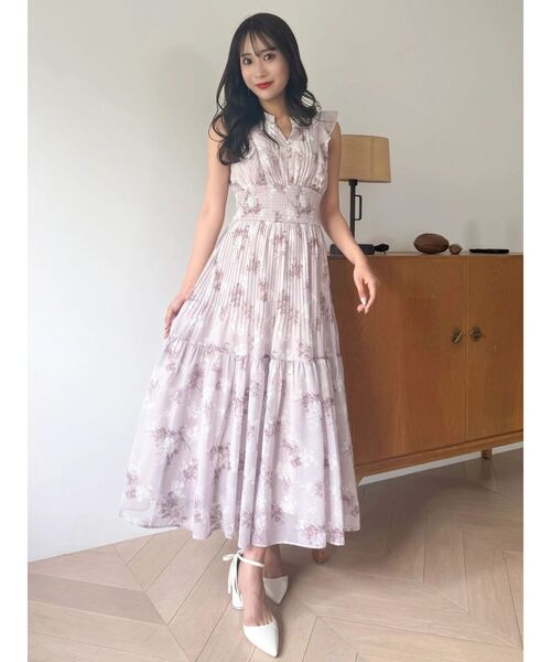 dazzlin（ダズリン）の「プリーツフラワーシフォンワンピース（ワンピース・レディース・ピンク/ブラウン/オフホワイト・SMALL/MEDIUM）」の17枚目の写真