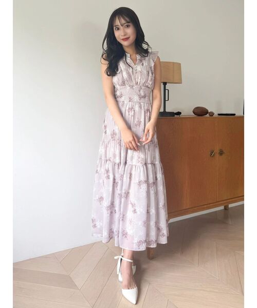 dazzlin（ダズリン）の「プリーツフラワーシフォンワンピース（ワンピース・レディース・ピンク/ブラウン/オフホワイト・SMALL/MEDIUM）」の18枚目の写真
