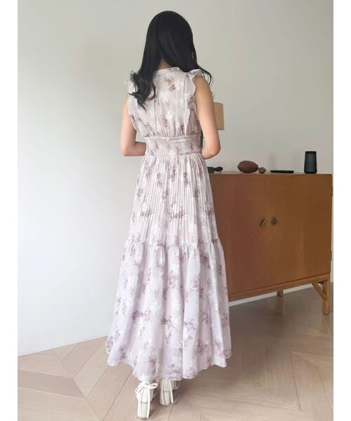 dazzlin（ダズリン）の「プリーツフラワーシフォンワンピース（ワンピース・レディース・ピンク/ブラウン/オフホワイト・SMALL/MEDIUM）」の20枚目の写真
