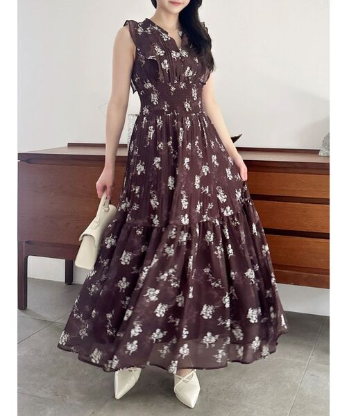 dazzlin（ダズリン）の「プリーツフラワーシフォンワンピース（ワンピース・レディース・ピンク/ブラウン/オフホワイト・SMALL/MEDIUM）」の13枚目の写真