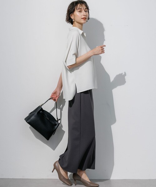 23区 S（ニジュウサンクチイサイサイズ）の「ストレッチジョーゼット スキッパーネック ブラウス（シャツ/ブラウス・レディース・ベージュ系/ネイビー系/ダークブラウン系・32）」の12枚目の写真