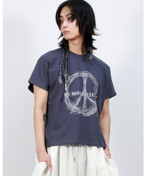DEMARC（ドゥマーク）の「M piece graphic standard fit French short-sleeved  Navy（Tシャツ/カットソー）」