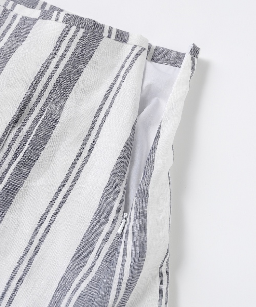 Spick & Span(スピックアンドスパン)の「【O'NEIL OF DUBLIN】ストライプソフトプリーツスカート◆(スカート・レディース・ネイビー/ブラウン/グリーン・MEDIUM/SMALL/X-SMALL)」の17枚目の写真