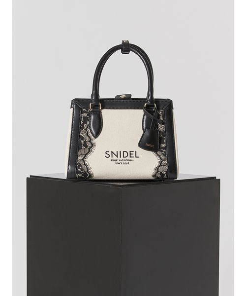 SNIDEL(スナイデル)の「レースロゴバッグ(ショルダーバッグ・レディース・アイボリー/ブラック・F)」の5枚目の写真
