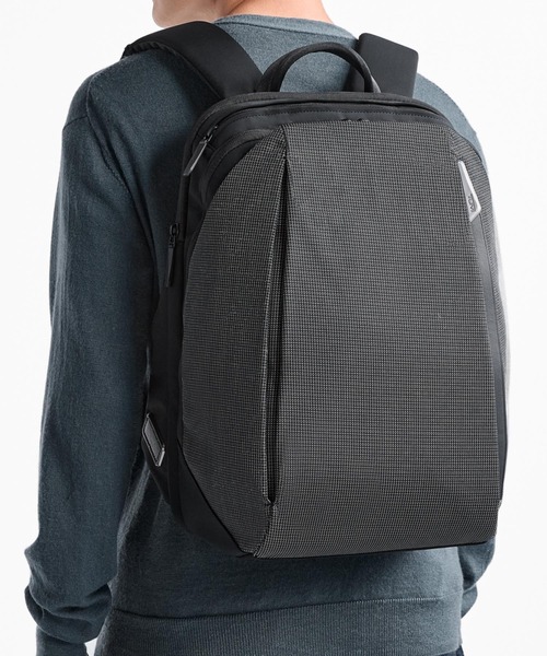TUMI（トゥミ）の「Tumi 'Sinclair Harlow' Coated Canvas Laptop