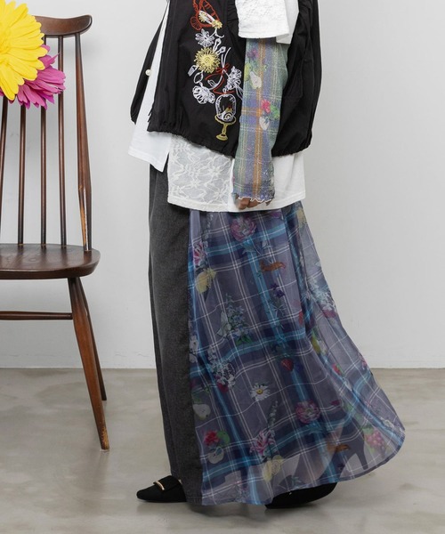 ScoLar（スカラー）の「ScoLar(スカラー) デニム×チェック 異素材切替スカート（デニムスカート・レディース・ブラック/ブルー・MEDIUM）」の12枚目の写真