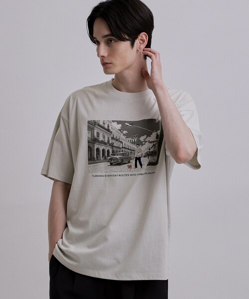 tk.TAKEO KIKUCHI(ティーケータケオキクチ)の「フォト&刺繍Tシャツ(Tシャツ/カットソー・メンズ・ホワイト/グリーン系/ライトグレー・02/04/03)」の8枚目の写真