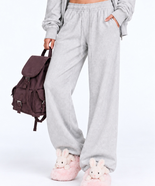 LOTSYOU(ロッツユー)の「Melting Heart Candy Sweatpants Light Gray(スウェットパンツ・レディース・その他・O/S)」の1枚目の写真