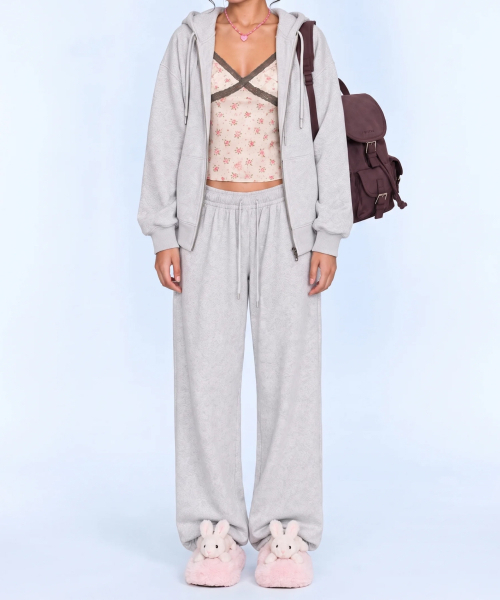 LOTSYOU(ロッツユー)の「Melting Heart Candy Sweatpants Light Gray(スウェットパンツ・レディース・その他・O/S)」の5枚目の写真