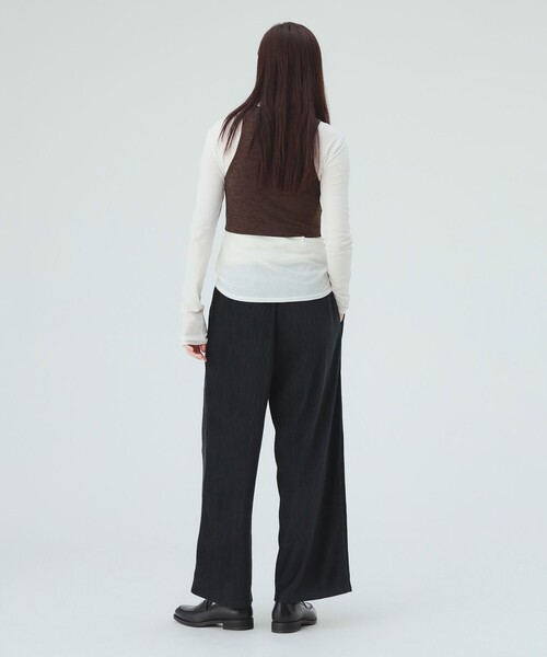 BEAMS HEART(ビームスハート)の「楊柳 ベロア パンツ(その他パンツ・レディース・ブラウン/レッド系その他7/ブラック/ホワイト系その他5・FREE)」の6枚目の写真
