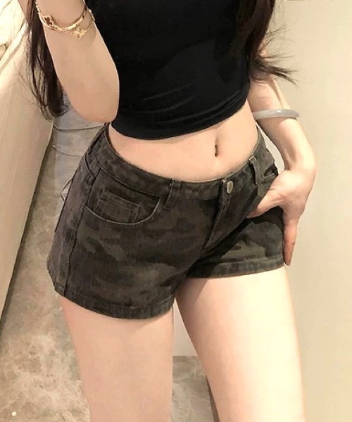 SHEENA（シーナ）の「カモフラ柄ショートパンツ（その他パンツ・レディース・カーキ・M/L/S）」の9枚目の写真