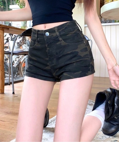 SHEENA（シーナ）の「カモフラ柄ショートパンツ（その他パンツ・レディース・カーキ・M/L/S）」の14枚目の写真