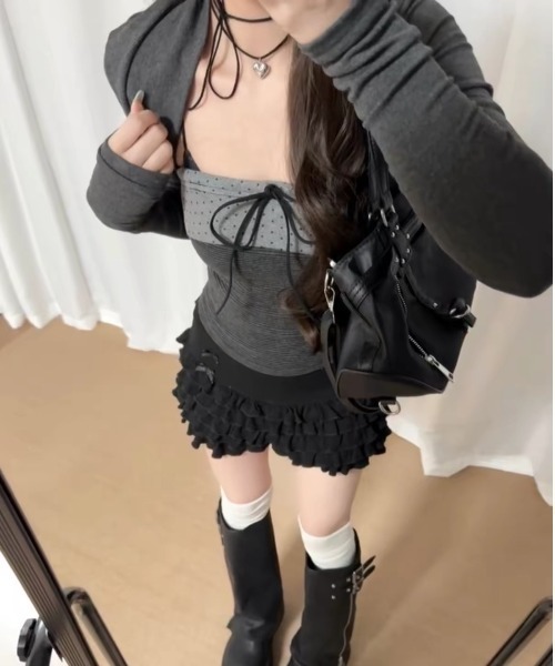 ViViDAY（ビビデー）の「フロントドット柄＆リボン　長袖カットソー（Tシャツ/カットソー・レディース・チャコールグレー・M）」の13枚目の写真
