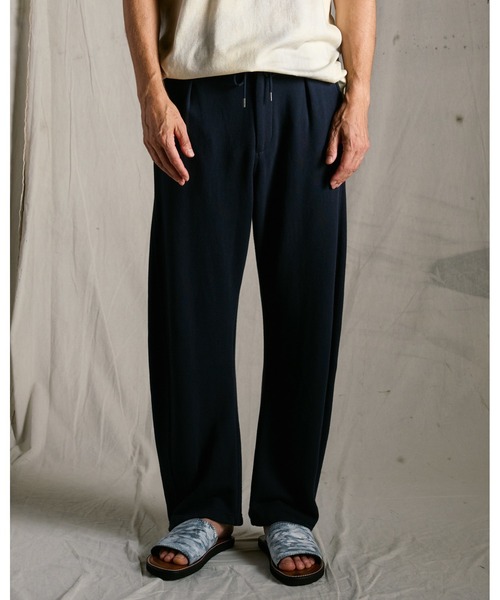 wjk(ダヴルジェイケイ)の「soft luxe urake wide banana pants(その他パンツ・メンズ・ネイビー/ブラック・X-LARGE/LARGE/MEDIUM/SMALL)」の2枚目の写真