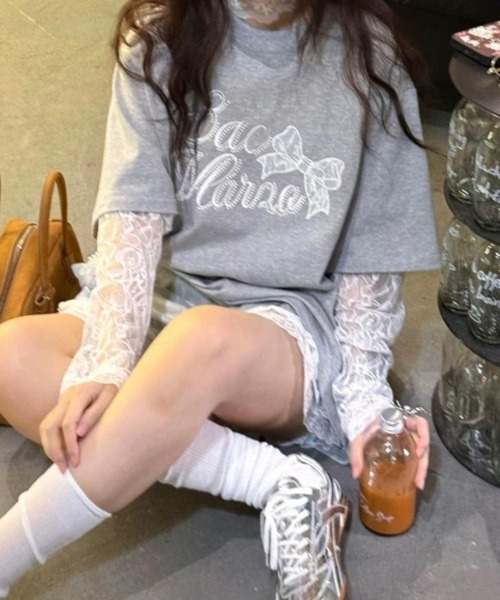 CHEER(チアー)の「【レースレイヤード風】袖レース切替 ビッグTシャツ(Tシャツ/カットソー・レディース・グレー・FREE)」の5枚目の写真