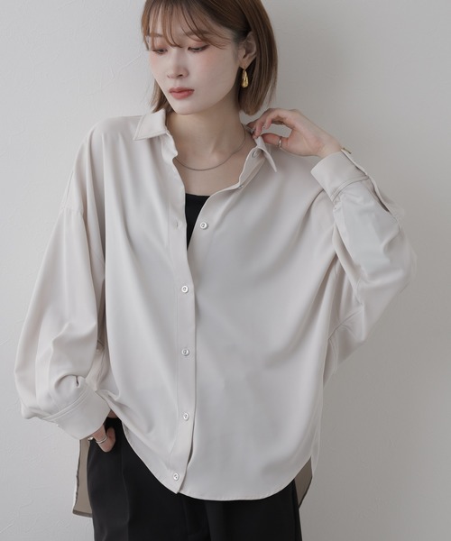 EGLANTINE(エグランティーヌ)の「EGLANTINE ポリエステル無地ブラウス 長袖(シャツ/ブラウス・レディース・グレイッシュベージュ・38)」の6枚目の写真