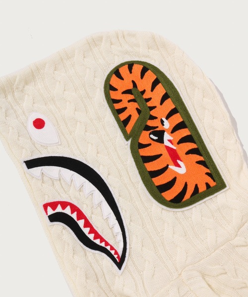 A BATHING APE（アベイシングエイプ）の「CABLE KNIT SHARK RELAXED FIT FULL ZIP HOODIE（ニット/セーター・メンズ・ブラック/ピンク/アイボリー・MEDIUM/SMALL/X-LARGE/LARGE）」の13枚目の写真