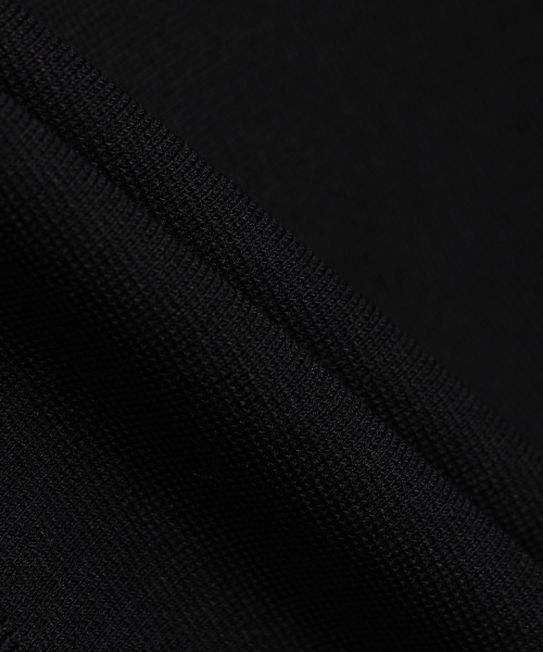 247SERIES(247シリーズ)の「LUNALITE 16GG カーディガン ブラック(カーディガン/ボレロ・メンズ・ブラック・SMALL/MEDIUM/LARGE/X-LARGE/X-SMALL)」の6枚目の写真