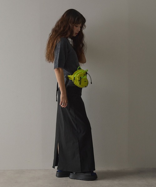 bohmal(ボマール)の「激ストレッチストレートスカート(スカート・レディース・チャコールグレー/ブラック・LARGE/MEDIUM/SMALL)」の4枚目の写真