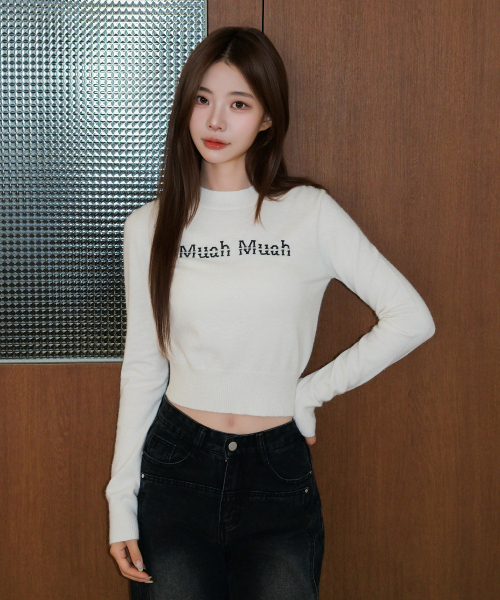 muahmuah（ムーアムーア）の「エンブロイダリー モックネック ニット [アイボリー]（ニット/セーター・レディース・その他・FREE）」の6枚目の写真