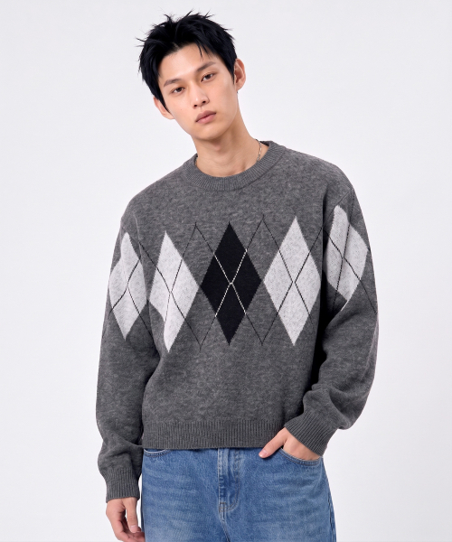UNDEROFF(アンダーオフ)の「アーガイル クロップドニット ブラウン(ニット/セーター・レディース・ブラウン・MEDIUM/LARGE/X-LARGE)」の5枚目の写真