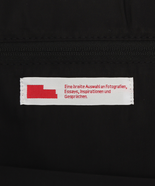 Geek Office（ギークオフィス）の「【Geek Office / ギークオフィス】BERLIN PHOTOBOOK / BFV 001 BAG（トートバッグ・レディース・ブラウン/チャコールグレー・FREE）」の9枚目の写真