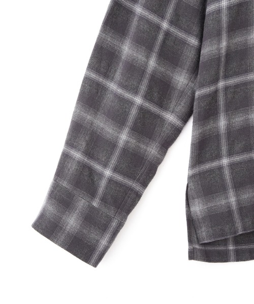 YLEVE(イレーヴ)の「YLEVE / BRUSHED RAYON CHECK OPEN/COLLAR SHIRT(シャツ/ブラウス・レディース・グレー系その他・1/0)」の6枚目の写真