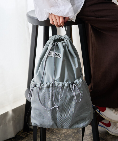 FREAK'S STORE(フリークスストア)の「限定展開 OUTDOOR PRODUCTS/アウトドアプロダクツ メッシュ アウト ポケット リュックサック(バックパック/リュック・レディース・グレー/ベージュ/ブラック・ONE SIZE)」の3枚目の写真