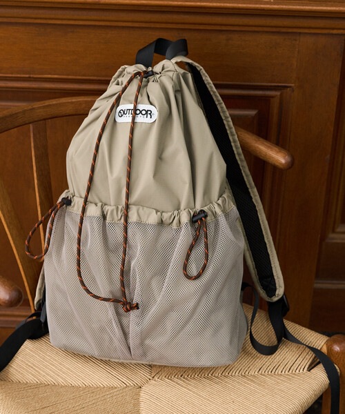 FREAK'S STORE(フリークスストア)の「限定展開 OUTDOOR PRODUCTS/アウトドアプロダクツ メッシュ アウト ポケット リュックサック(バックパック/リュック・レディース・グレー/ベージュ/ブラック・ONE SIZE)」の9枚目の写真