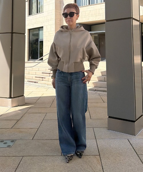 JENNE(ジェンヌ)の「立体ボリュームスリーブパーカー(パーカー・レディース・ブラック/オリーブ/ベージュ系その他・LARGE/SMALL/MEDIUM)」の14枚目の写真