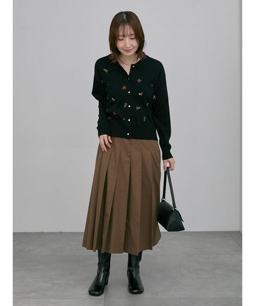 Te chichi(テチチ)の「ポロカラー刺繍ロングスリーブニット(ニット/セーター・レディース・グレー/オフホワイト/ブラック・F)」の15枚目の写真