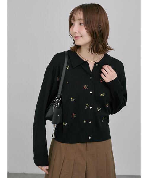 Te chichi(テチチ)の「ポロカラー刺繍ロングスリーブニット(ニット/セーター・レディース・グレー/オフホワイト/ブラック・F)」の18枚目の写真