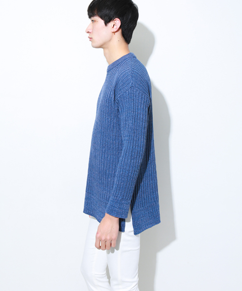 STUDIOUS（ステュディオス）の「オーバーサイズワイドリブクルーネックニット（ニット/セーター・メンズ・オフホワイト/ベージュ/ブルー・3/1/2）」の16枚目の写真