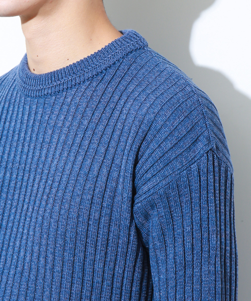 STUDIOUS（ステュディオス）の「オーバーサイズワイドリブクルーネックニット（ニット/セーター・メンズ・オフホワイト/ベージュ/ブルー・3/1/2）」の18枚目の写真