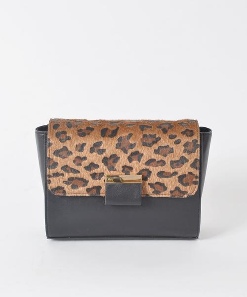 Khaju（カージュ）の「《予約》Khaju: レオパードバッグ■（ショルダーバッグ・レディース・ブラック/キャメル・ONE SIZE）」の4枚目の写真