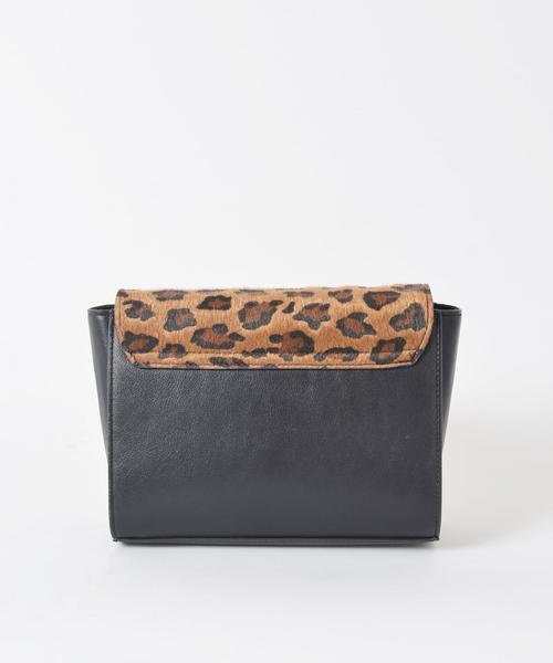 Khaju（カージュ）の「《予約》Khaju: レオパードバッグ■（ショルダーバッグ・レディース・ブラック/キャメル・ONE SIZE）」の6枚目の写真