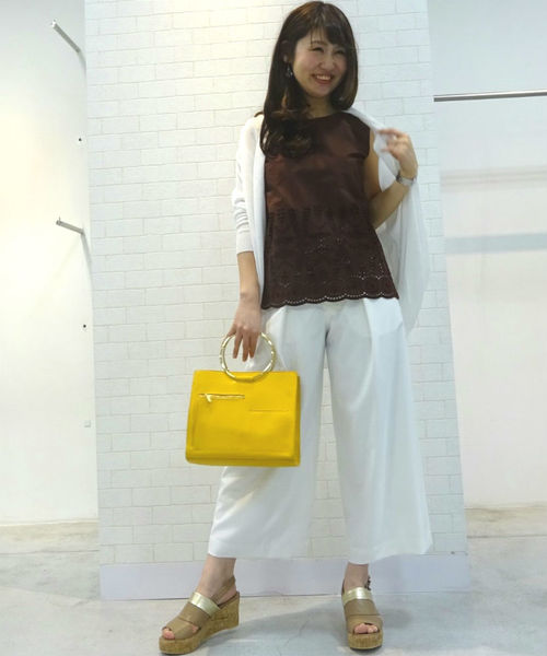 22 OCTOBRE（ヴァンドゥ－オクトーブル）の「ボリュームタックパンツ（その他パンツ・レディース・ブラック/グレー/ホワイト・38/36/40）」の6枚目の写真