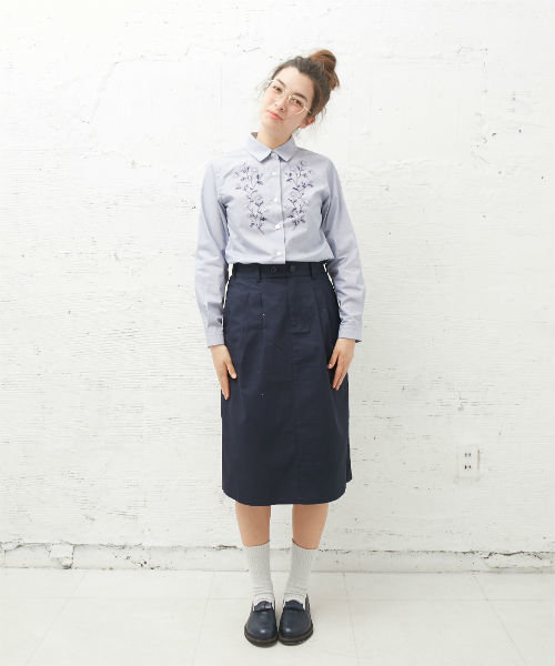 L&HARMONY（エルアンドハーモニー）の「[L&HARMONY / エルアンドハーモニー] Asami Hattori フラワープリントギャザーシャツ（シャツ/ブラウス・レディース・ネイビー・FREE）」の14枚目の写真