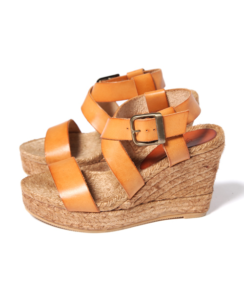 SHIPS for women(シップスフォーウィメン)の「★★GAIMO:クロス ベルトプラットフォーム◇(サンダル・レディース・ブラウン/ベージュ/キャメル・35/36/37/38)」の6枚目の写真