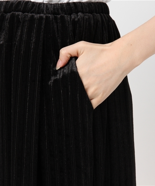 SHIPS BLUESTORE（シップスブルーストア）の「SHIPS BLUESTORE: ストライプベロアパンツ（その他パンツ・レディース・ブラック/バイオレット/レンガ・ONE SIZE）」の4枚目の写真