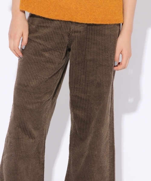 niko and...（ニコアンド）の「フトコール5ポケバギーパンツ【niko and ...】（その他パンツ・レディース・マスタード/グリーン/チャコール/モカ・4/2/3）」の3枚目の写真